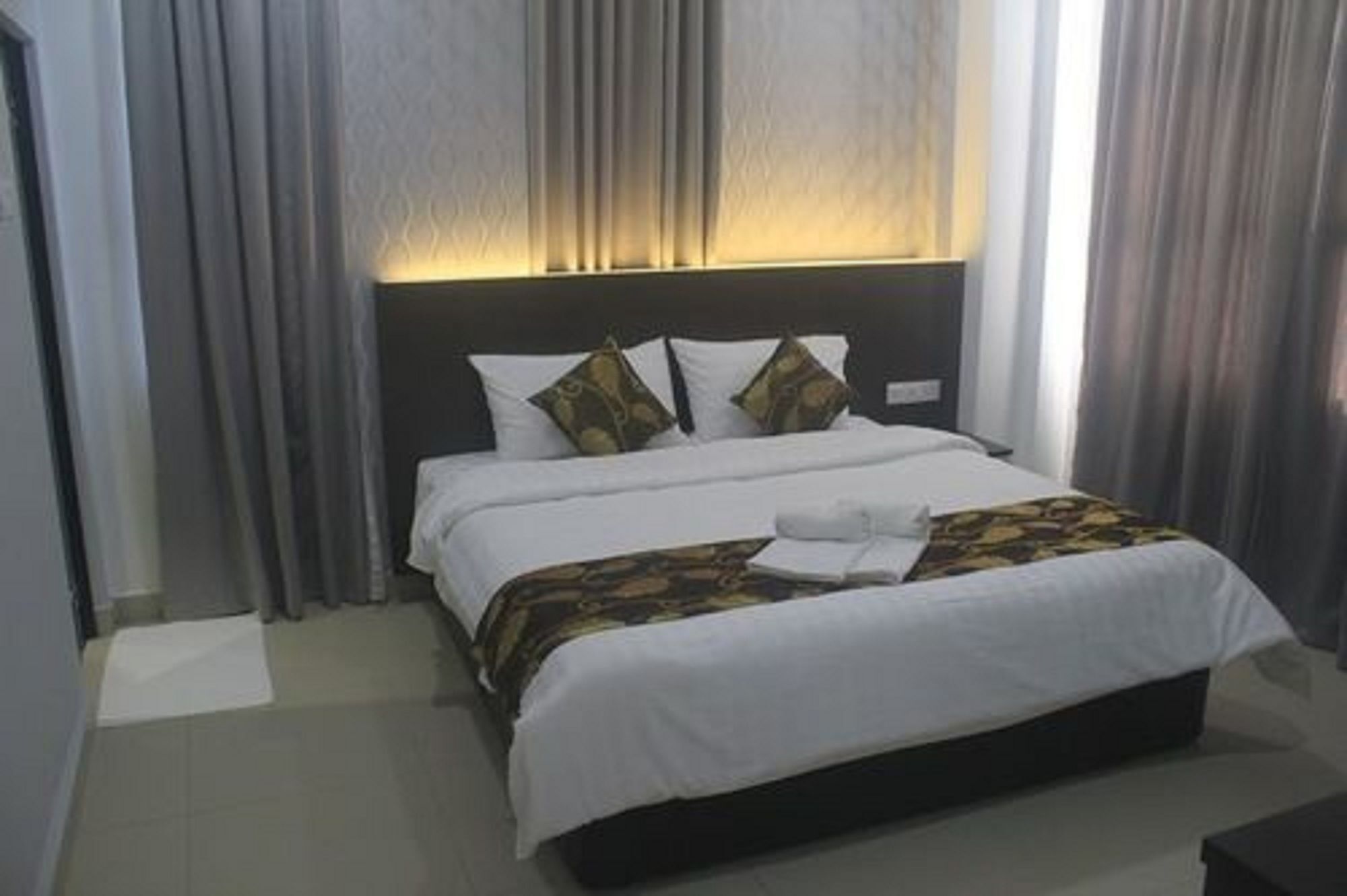 D'Metro Hotel Shah Alam Ngoại thất bức ảnh